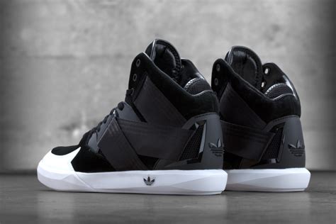 adidas originals c10